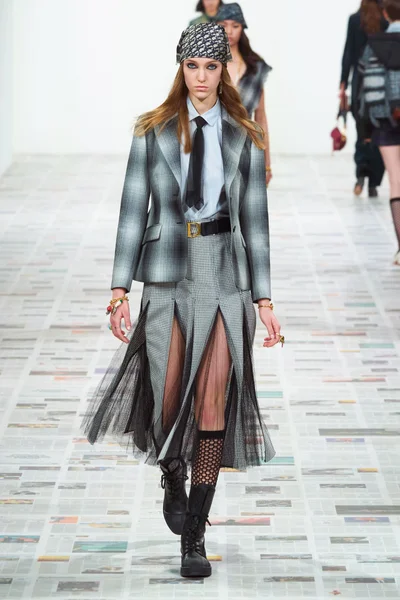 Look 71
